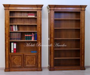 Librerie stile classico in legno massello di noce con intarsi in ulivo produzione artigianale